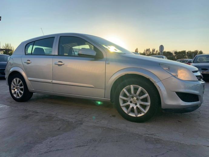 Opel astra h 2009