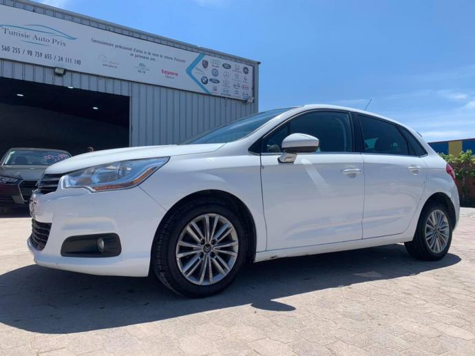 Citroen c4 2012 хэтчбек